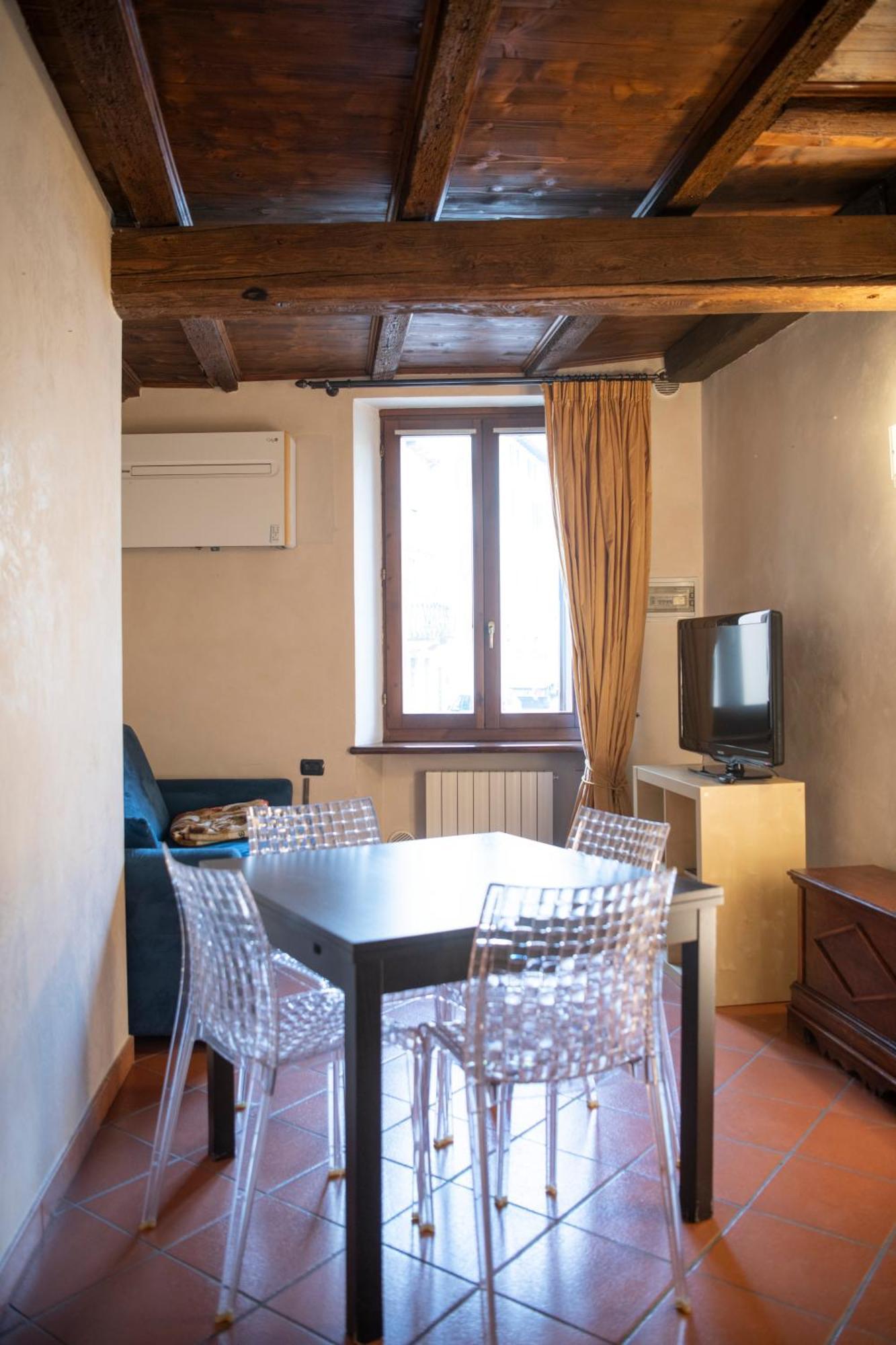 Ai Piedi Del Castello / 4Pl / Apt. Full Verona Exterior foto